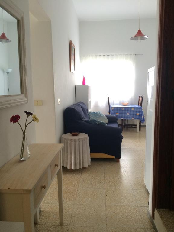 Apartamentos Dominguez Calera Chambre photo