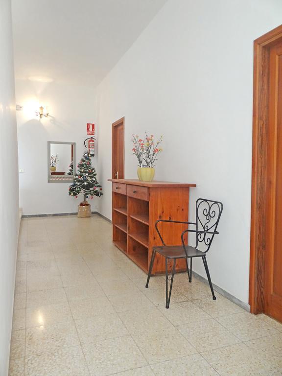 Apartamentos Dominguez Calera Extérieur photo